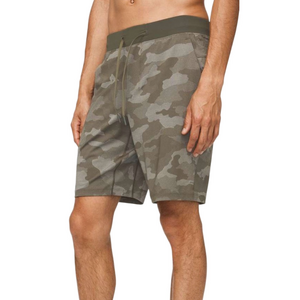 Lululemon T.H.E. Short 9" *Linerless – Variegated Mesh Camo  Dark Olive Sz L EUC